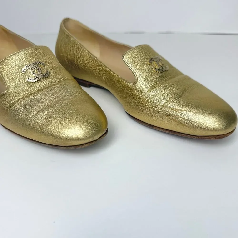 Chanel Metallic Gold Leather CC Embellished Loafers Flats Size 38 Authentic